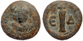 Unatributed AE decanummium. 
Bust diademed facing
Large I, Ε, Δ letters in fields
3,41 gr, 15 mm