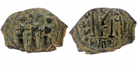 HERACLIUS with MARTINA and HERACLIUS CONSTANTINE (610-641). Follis. Uncertain mint in Cyprus. Dated RY 18 (627/8).
Obv: Martina, Heraclius and Heracli...
