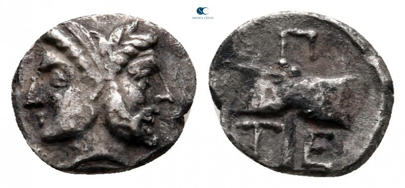Islands off Troas. Tenedos circa 450-350 BC. 
Hemiobol AR

7 mm, 0,37 g


...