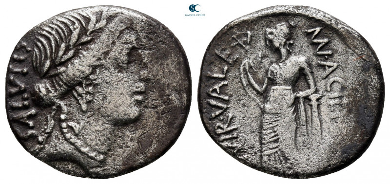 Man. Acilius Glabrio 49 BC. Rome
Denarius AR

17 mm, 3,43 g



very fine