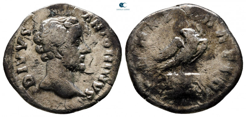 Divus Antoninus Pius AD 161. Rome
Denarius AR

18 mm, 2,71 g



fine