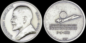 GREECE: Commemorative medal in silver (0,925) for the inauguration of the Eleftherios Venizelos airport in Athens (1996). Bust of Eleftherios Venizelo...