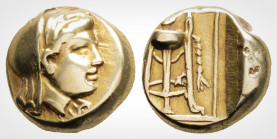 Greek
Lesbos, Mytilene (Circa 377-326 BC)
EL Hekte. (10,06 mm 2,52 g.)
Veiled head of Demeter right, wearing barley wreath / Tripod decorated with two...