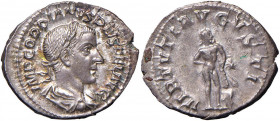 Gordiano III (238-244) Denario - Busto laureato a d. - R/ Ercole stante guardando a d. - RIC 116 AG (g 3,02)
SPL