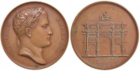 MEDAGLIE DI ETA’ NAPOLEONICA Medaglia 1806 Arco di trionfo - Opus: Andrieu, Brenet, Denon - AE (g 36,75 - Ø 40 mm) Lucidata, ossidazione al D/
qSPL...