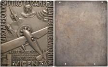MEDAGLIE FASCISTE Placchetta 1935 Giro aereo turistico dei campi di battaglia del vicentino - AG (g 87,99 - Ø 51 x 70 mm)
qFDC