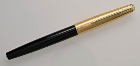 PARKER - Penna a sfera - Corpo in argento Ciselè a quadri e finiture in oro