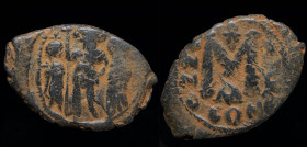 Heraclius (610-641) AE follis, issued RY 30 = 640/641. Constantinople, 5.95g, 19.5-28.5mm.
Obv: Heraclius, Heraclius Constantine and Heraclonas standi...