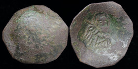BULGARIA: Second Empire, Ivan Aleksandar (1331-1371) AE trachy. Turnovo, 2.37g, 23mm.
Obv: Christ Pantokrator on throne
Rev: Archangel Michael
Dochev ...