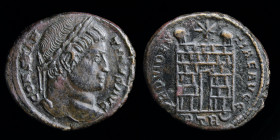 Constantine I 'the Great' (307-337), AE follis, issued 326. Trier, 3.89g, 18-20mm.
Obv. CONSTANTINVS AVG, Laureate head to right.
Rev. PROVIDENTIAE AV...