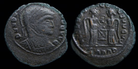 Contemporary imitation of Constantine I ‘The Great’ (307-337), AE 3, copying Siscia issue of c. 320. 2.36g, 18.5mm.
Obv: Pseudo-legend; helmeted and c...