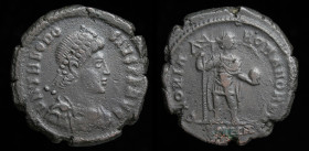 Theodosius I (379-395), AE2/Maiorina. Heraclea, 5.96g, 22mm.
Obv: D N THEODOSIVS P F AVG, diademed, draped, and cuirassed bust right
Rev: GLORIA ROMAN...