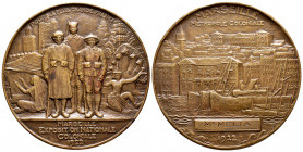 France. Medal. 1922. Paris. Anv.: POUR LA PLUS GRANDE FRANCE. Three soldiers of the colonial empire, in front of different colonial scenes (Laos, Camb...