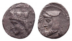 Tarsos, obol 4th century BC.

Condition: Very Fine
Weight: 0.6 gr
Diameter: 11 mm