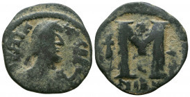 Byzantine Coins, 7th - 13th Centuries

Condition:Very fine
Weight: 11.1 gr
Diameter: 28 mm