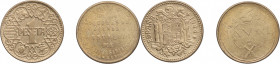 1944 y naval. Franco (1939-1975). Madrid y San Carlos. 1 peseta (lote de dos monedas). Ae. Atractivas. EBC. Est.20.