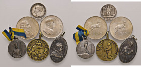 Italia ed estero - Lotto composto da 6 monete/medaglie - 
Come da foto.
