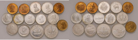 Estero - Lotto composto da 15 monete - 11 pezzi argento e 4 in rame. 131,00 grammi circa le monete in argento.
Come da foto.