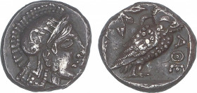 Ancient Greece
Óbolo. 449-413 a.C. ATENAS. Anv.: Cabeza de Atenea a derecha con casco adornado de rama de olivo de tres hojas. Rev.: Lechuza en pie a...