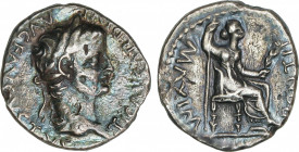 Roman Coins
Empire
Denario. Acuñada el 14-37 d.C. TIBERIO. LUGDUNUM (Lyon). Anv.: TI. CAESAR DIVI AVG. F. AVGVSTVS. Cabeza laureada a derecha. Rev.:...