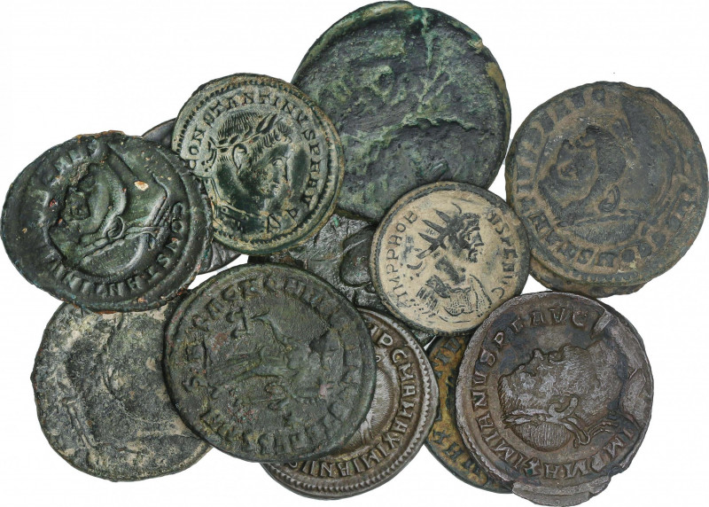 Roman Coins
Empire
Lote 15 monedas Cobres Bajo Imperio. AE. Incluye un cobre b...