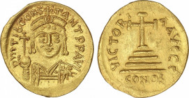 Byzantine Coins
Sólido. TIBERIO II CONSTANTINO. CARTAGO. Anv.: D. m. TIb. CONSTANT. P. P. AV. Busto de frente con corona con cruz sobre círculo y pun...