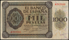 Spanish Banknotes
Estado Español
1.000 Pesetas. 21 Noviembre 1936. Alcázar de Toledo. Serie A. (Arruguitas, Manchas de humedad en lado derecho, dobl...