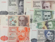 Spanish Banknotes
Juan Carlos I
Lote 7 billetes 500, 1.000 (2), 2.000, 5.000 (2) y 10.000 Pesetas. 1979 a 1992. Rosalia de Castro, Pérez Galdós, Her...