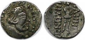 Griechische Münzen, KUSHAN. Heraios, ca. 1 - 30/50 n. Chr. Obol (0,52 g). Vs.: Büste mit Diadem n. r. Rs.: stehender Herrscher zwischen Trugschrift. A...
