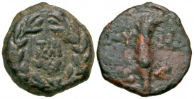 Judaea, Procurators. Valerius Gratus. 15-26 C.E. AE prutah (15.7 mm, 2.19 g, 11 h). Jerusalem mint, Prefect under Tiberius, dated year 5 = 18/9 C.E.. ...