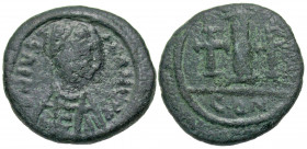 Justinian I. 527-565. AE decanummium (21.2 mm, 5.55 g, 7 h). Constantine in Numidia (?), struck 552-565. D N IVSTINIANVS P P AV, pearl-diademed, drape...