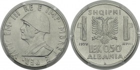 Albanie
 Victor-Emmanuel III (1939-1943)
 0.50 lek en acier - 1939 An XVIII R Rome. 
 Pratiquement FDC - PCGS MS 64
 50 / 100