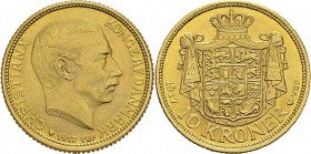 Danemark 
 Christian X (1912-1947)
 10 couronnes or - 1917 VBP Copenhague.
 Pratiquement FDC
 200 / 250