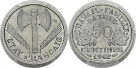 France
 Etat Français (1940-1944)
 Pré-série du 50 centimes aluminium - 1942 - Bazor.
 Se distingue de la frappe définitive par la croix
 sur le g...