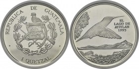Guatemala
 République (1821 à nos jours)
 Epreuve en argent sur flan bruni du 1 quetzal - 1995
 Tranche striée - Frappe médaille. 150 exemplaires....