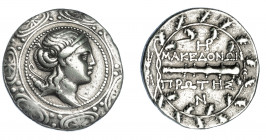 GRECIA ANTIGUA. MACEDONIA. Anfípolis. Tetradracma (158-150 a.C.). A/ Busto de Artemisa a der. con arco y carcaj, dentro de escudo macedonio. R/ Clava ...