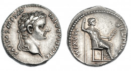 IMPERIO ROMANO. TIBERIO. Denario. Lugdunum (36-37 d.C.). R/ Livia sentada a der.; patas del trono lisas. AR 3,87 g. 17 mm. RIC-26. EBC-/EBC.