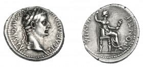 IMPERIO ROMANO. TIBERIO. Denario. Lugdunum (36-37 d.C.). R/ Livia sentada a der.; patas del trono decoradas. AR 3,90 g. 18,9 mm. RIC-30. Pequeñas marc...