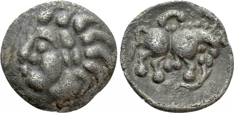 CENTRAL EUROPE. Vindelici. Quinarius (1st century BC). "Manching" type. 

Obv:...