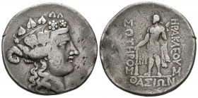 TRACIA, Tasos. Tetradracma. (Ar. 16,66g/33mm). 148 a.C. (HGC 6, 359). Anv: Dionisos con corona de hiedra a derecha. Rev: Hércules en pie a izquierda c...