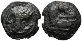 ACUÑACIONES ANONIMAS. Cuadrante. (Ae. 23,73g/32mm). 225-217 a.C. Roma. (Crawford 40/1a). Anv: Cabeza de Hércules con piel de león a izquierda, debajo ...
