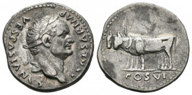 TITO. Denario. (Ar. 3,23g/19mm). 77-78 d.C. Roma. (RIC 951). Anv: Cabeza laureada de Tito a derecha, alrededor leyenda: T CAESAR IMP VESPASIANVS. Rev:...