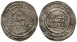CALIFATO DE CÓRDOBA. Muhammad II. Dírham (Ar 3,77g/23mm). 400H. Al-Andalus. Con Yahwar en I.A. (Vives nº 681, Frochoso 399.73d). MBC.