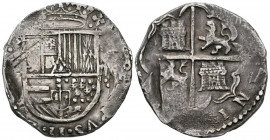 FELIPE II (1556-1598). 4 Reales. (Ar. 13,67g/30mm). S/D. Sevilla. Sin flor de lis entre escudo y corona. (Cal-2019-Tipo 170). MBC.
