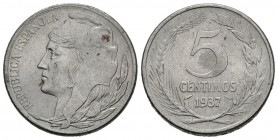 II REPUBLICA (1931-1939). 5 Céntimos. (Fe. 3,80g/20mm). 1937. Madrid. (Cal-2019-4). Busto pequeño. SC.