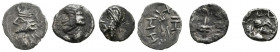 GRECIA ANTIGUA. Lote compuesto por 3 Obolos del Reino de Persis de alrededor del siglo I a.C. A EXAMINAR.
