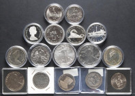 MONEDAS EXTRANJERAS. Interesante conjunto de 16 monedas de diferentes países y con un buen número de ellas en plata. Destacan en el conjunto varios ej...