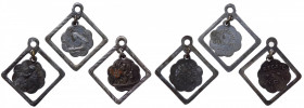 Gruppo di tre medagliette votive con Sant'Antonio da Padova, Santa Rita e la Vergine - WM

n.a.

Note: Worldwide shipping