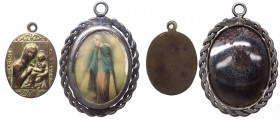 Gruppo di due medagliette votive con la Beata Vergine e la Beata Vergine di San Luca - metalli vari

n.a.

Note: Worldwide shipping