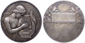 Medaglia - probabile premio per competizione musicale, con Apollo citaredo raffigurato al D/ - XX secolo - opus Galtie - Ag

n.a.

Note: Shipping ...
